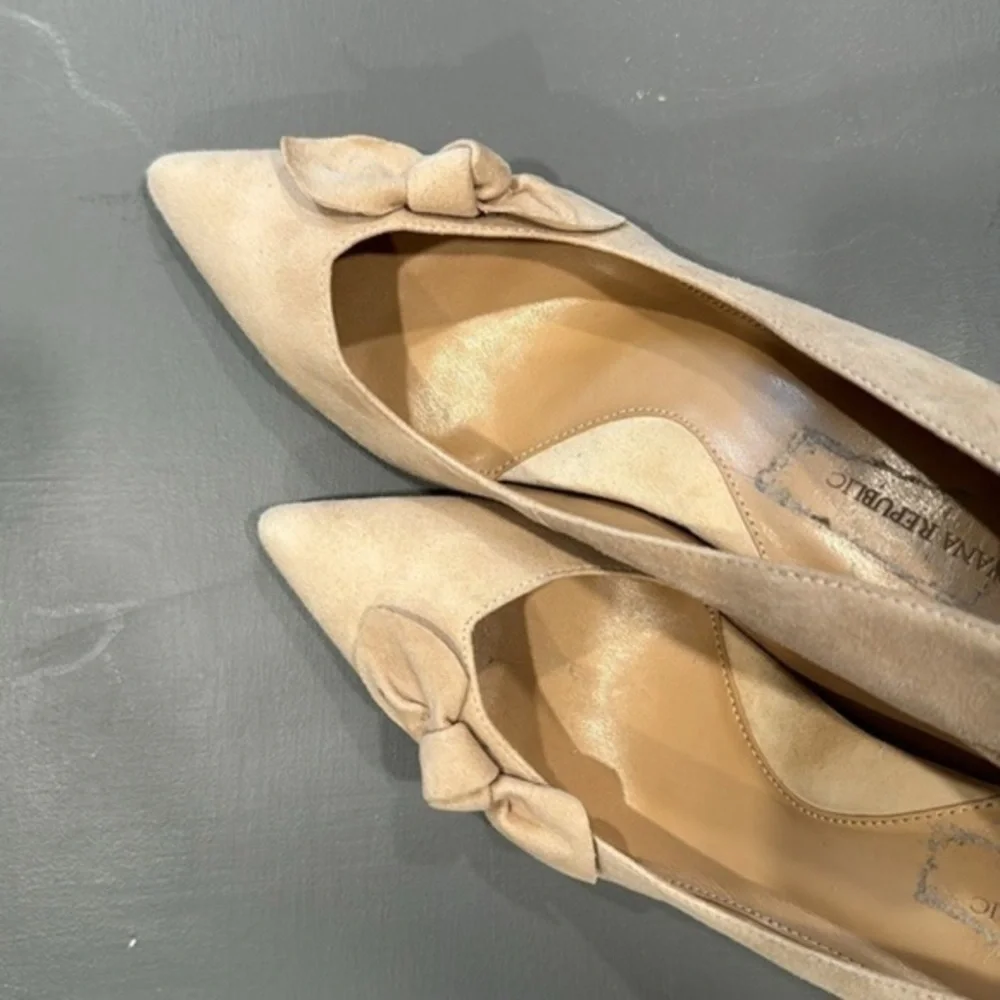 Banana Republic Suede Shoes Pumps Heels